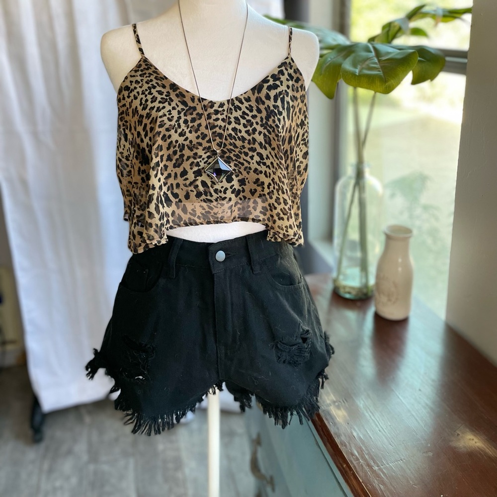 High waisted Black distressed shorts